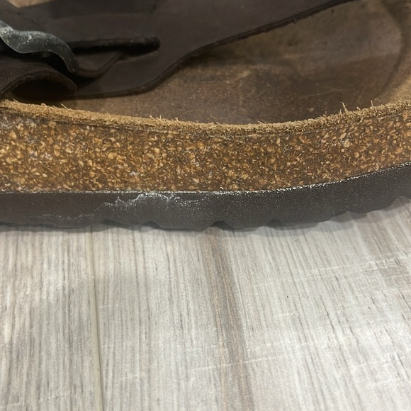 Betula by Birkenstock Brown Suede Gizeh Sandals Size 6 - Picture 15 of 16